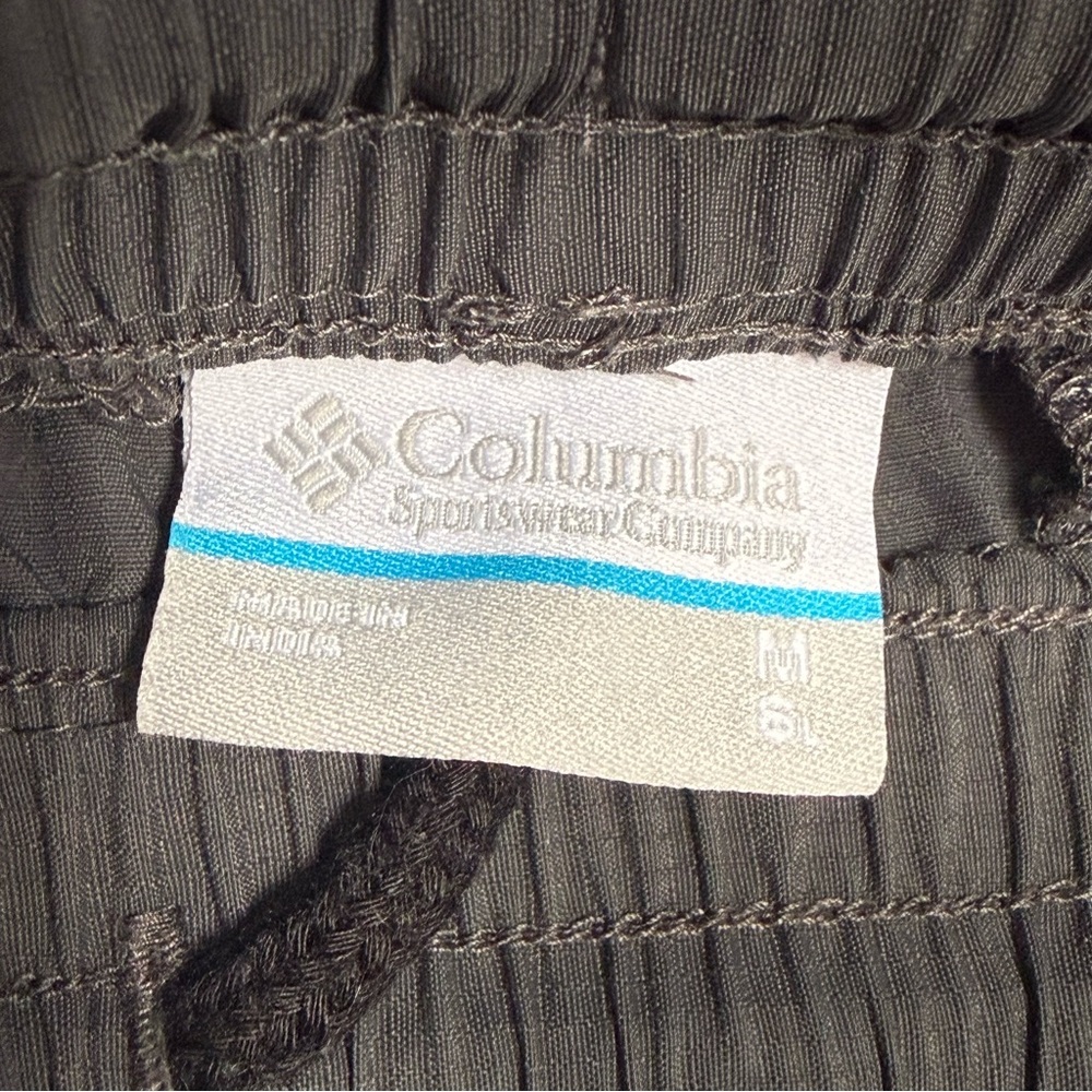 Columbia Omni-Shade Kestrel Trail Hiking Shorts Women’s Size M – Charcoal Gray - Picture 6 of 6